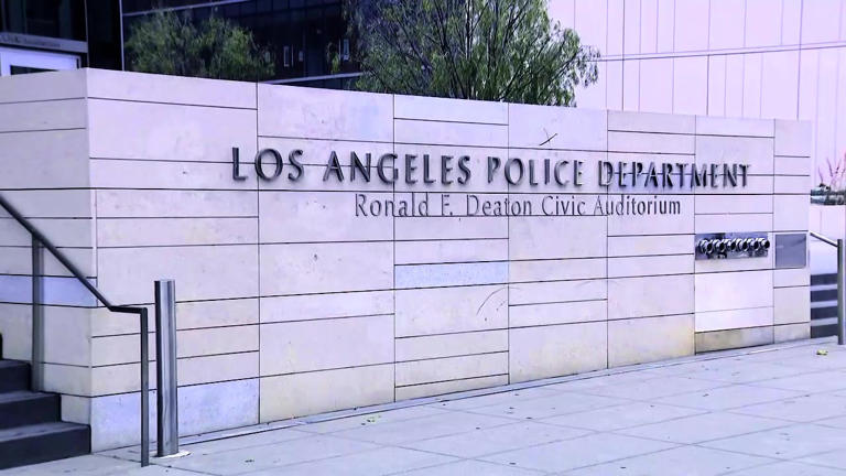 2 LAPD officers accused of COVID unemployment fraud