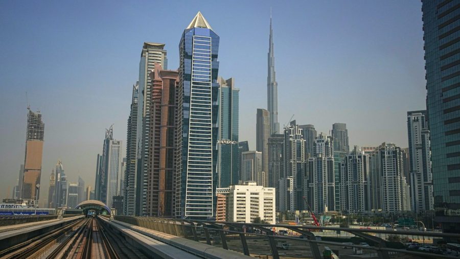 Iran threatens UAE cities after US attacked Kharg Island<br>