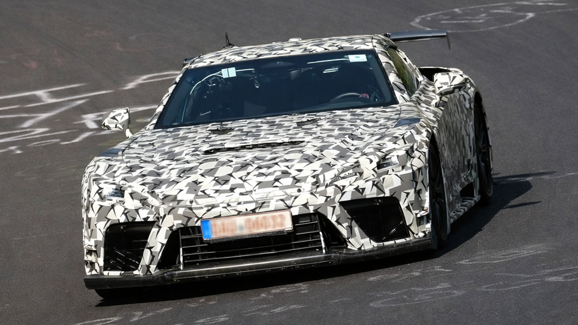 Prototype machines challenge Nürburgring Nordschleife