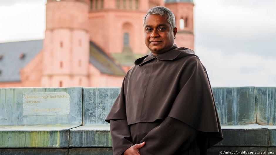 Germany consecrates first bishop of Indian heritage<br><br>
