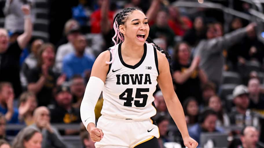 Exclusive: Hannah Stuelke, Iowa, Uses Week Off to Their Advantage