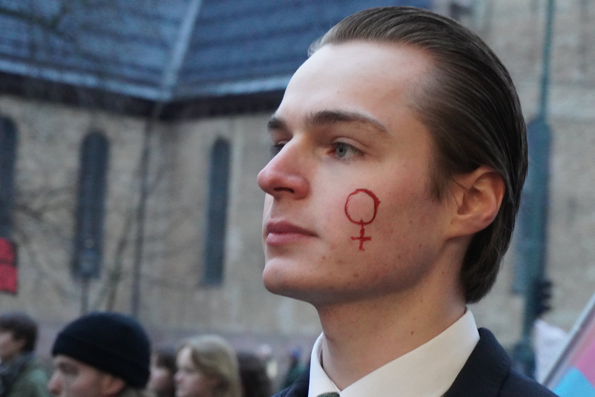 Rød Ungdom spøker med ambassadebombingen: Rødt tar avstand
