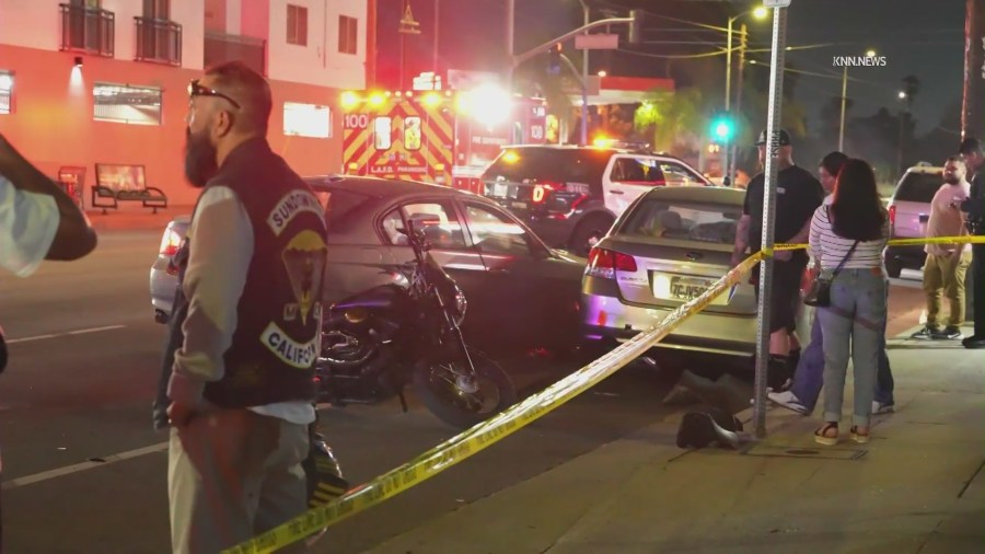 Motorcyclist critically hurt in messy Lake Balboa crash<br>