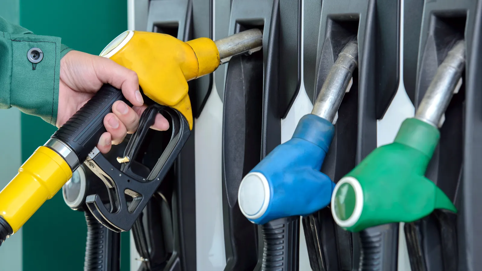 Rising fuel prices and panic buying could push gas toward $5 this month<br><br>