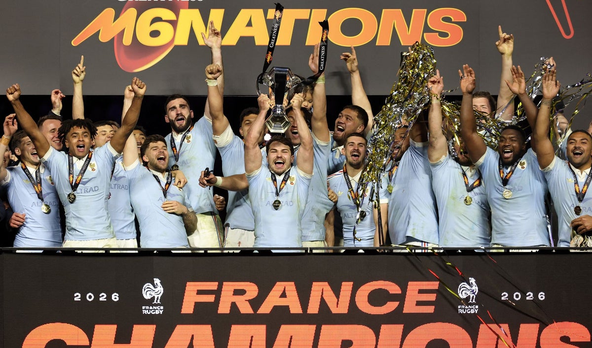 France snatch Six Nations title with final kick after England thriller