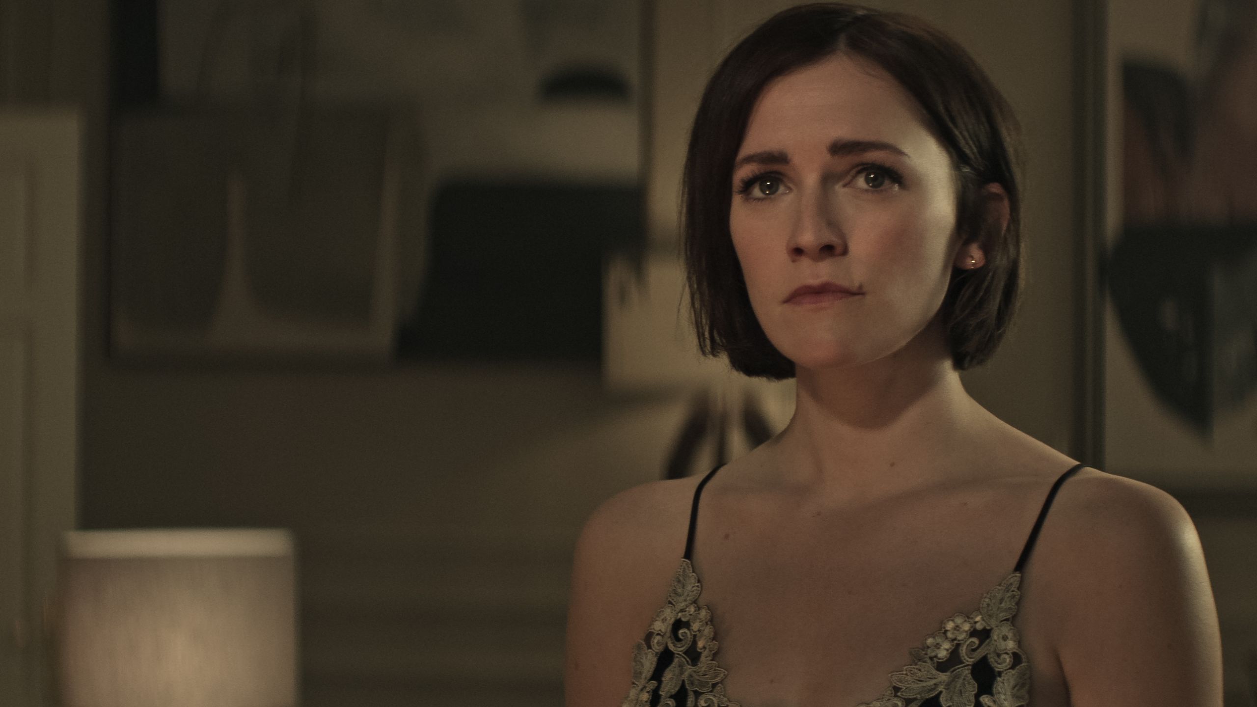 Netflix's 5-part crime series should've gone wrong, but it became a 10/ ...