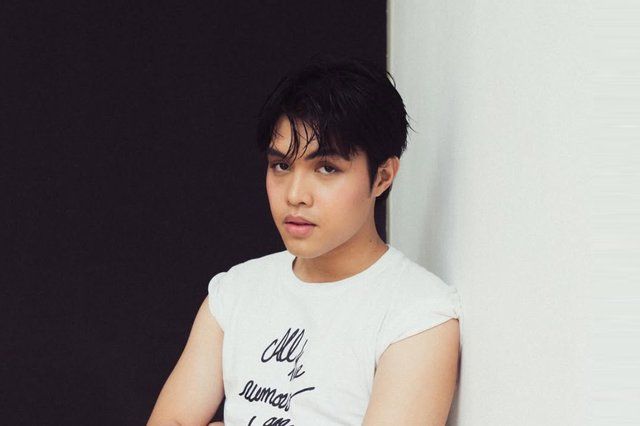 Elijah Canlas explores identity and expectations in ‘u wanna be?’ music ...