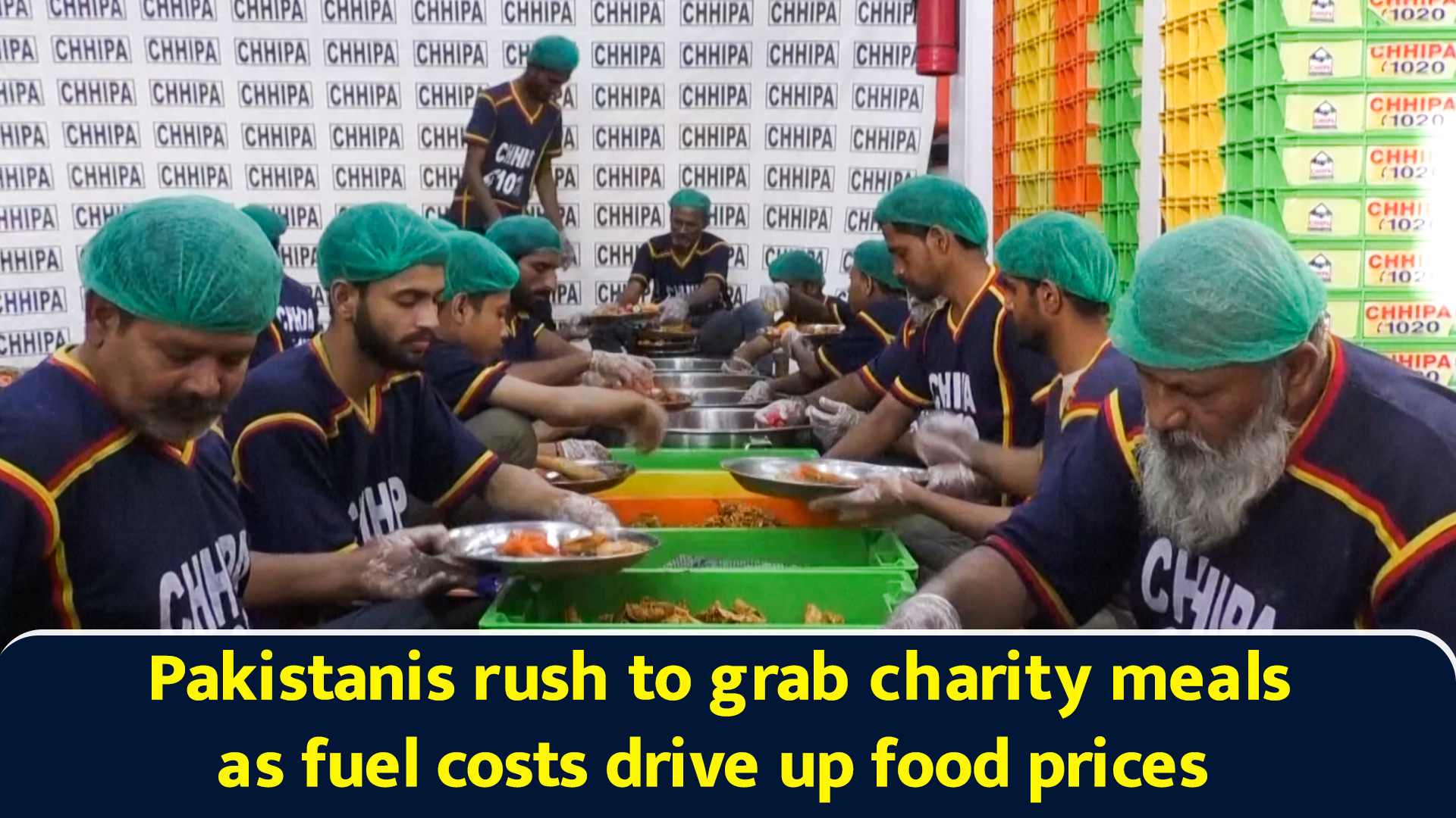 Pakistanis rush to grab free meals as fuel costs drive up food prices ...