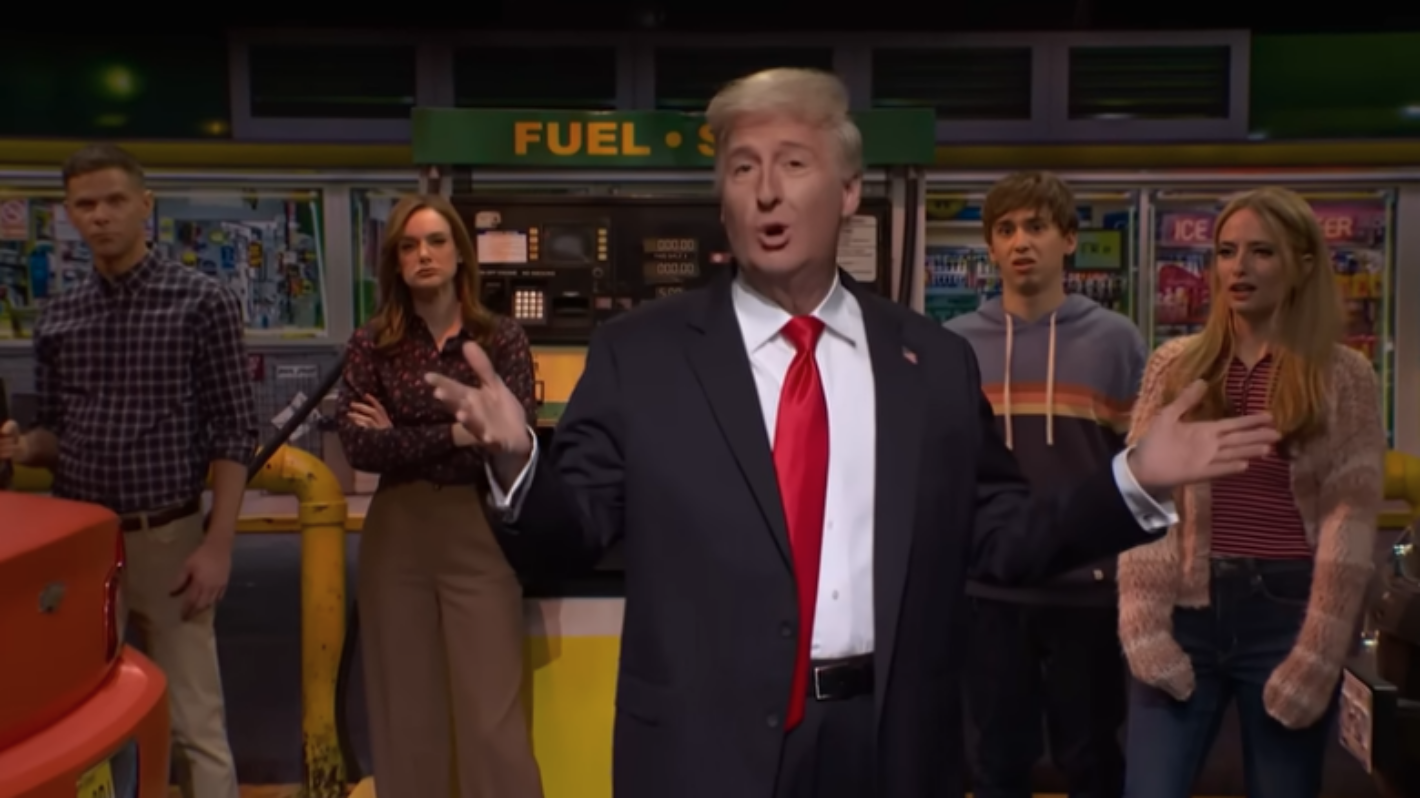 'SNL' cold open rips apart Donald Trump over gas prices