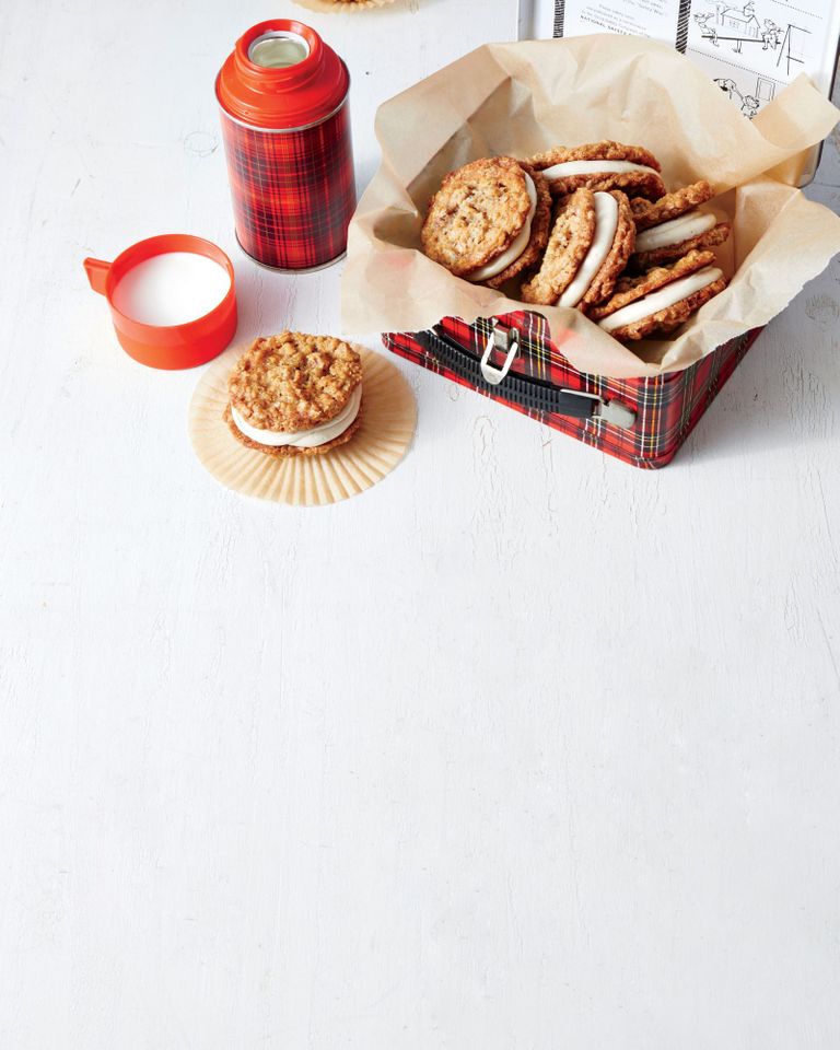 Oatmeal-Caramel Cream Pies Recipe