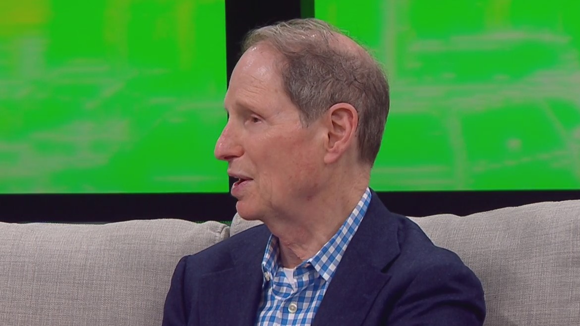 Sen. Wyden talks with KOIN 6 about Epstein investigation, Moda Center ...