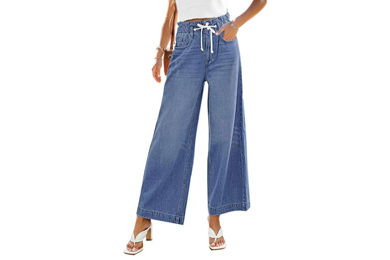 These wide-leg jeans achieve the comfort of sweatpants thanks to a ...