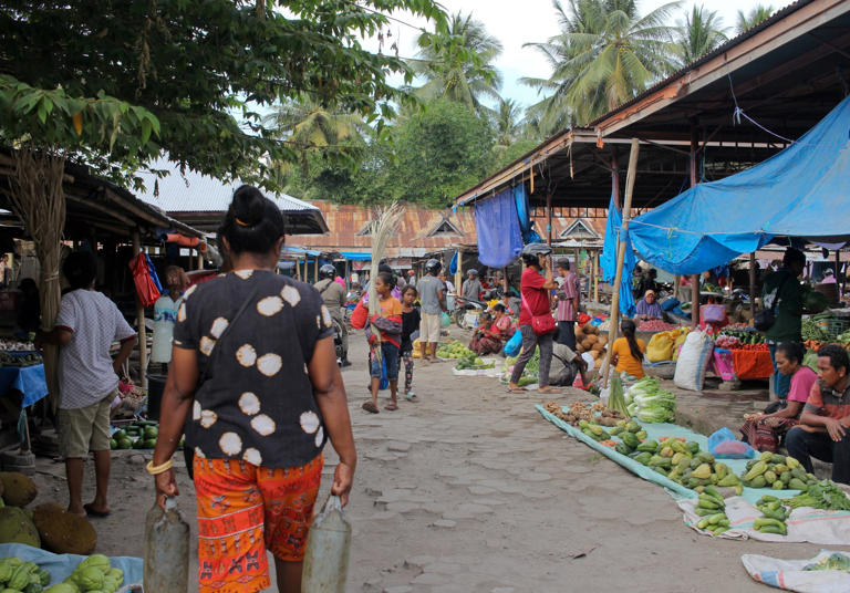 A traditional market in Maumere, Flores, East Nusa Tenggara. Indonesia's unemployment rate was at 4.74 per cent in November 2025. Photo: Shutterstock