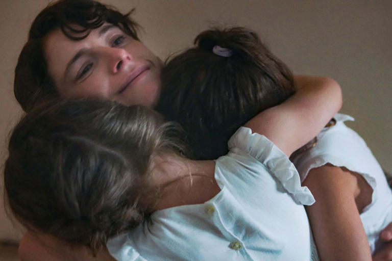 Jessie Buckley in 'The Lost Daughter.' Credit: Everett