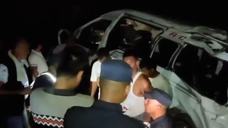 Bus carrying Indian pilgrims from Manakamana Temple plunges off ...