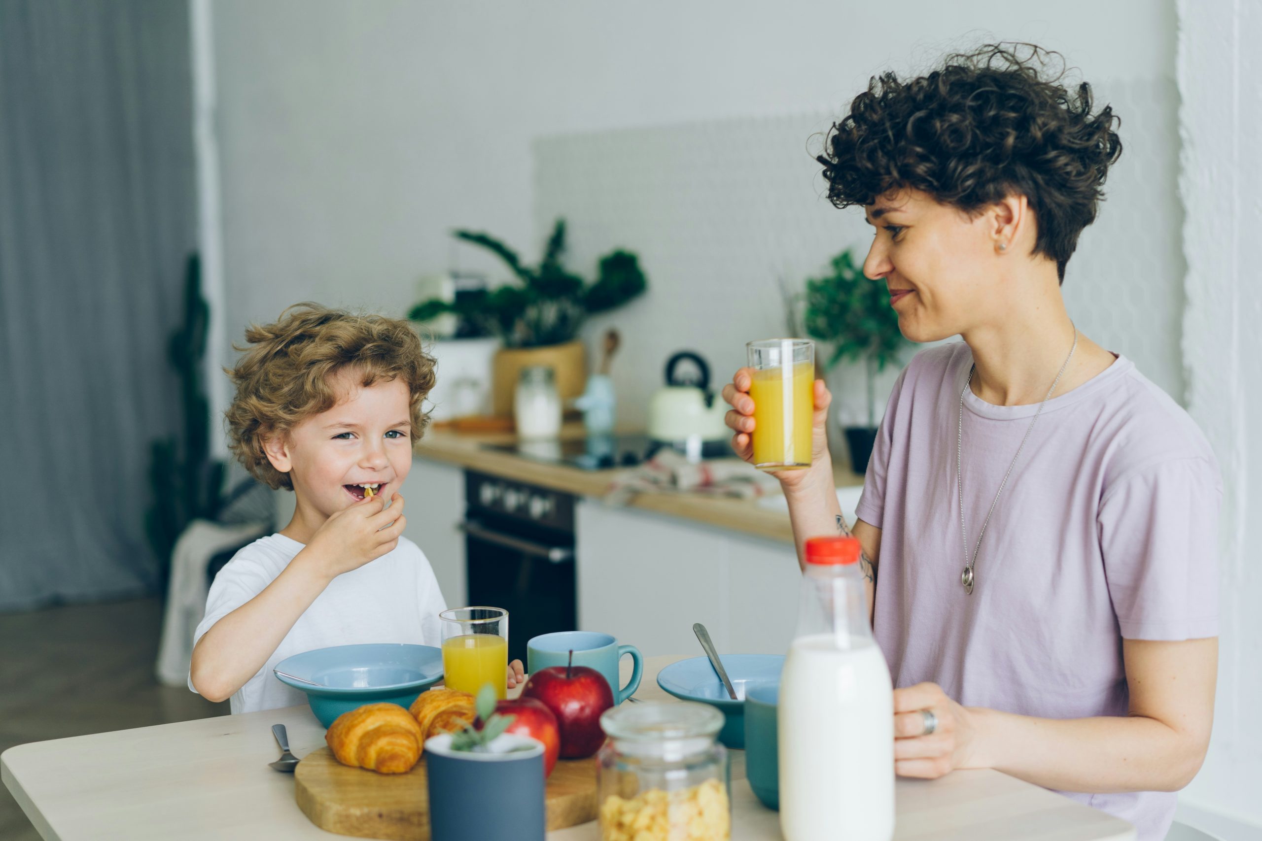 The role of breakfast in family routines