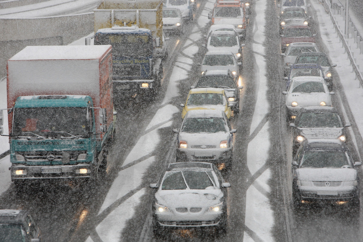 Winter storm warnings issued for 6 states as 100+ mph winds and 3 feet ...