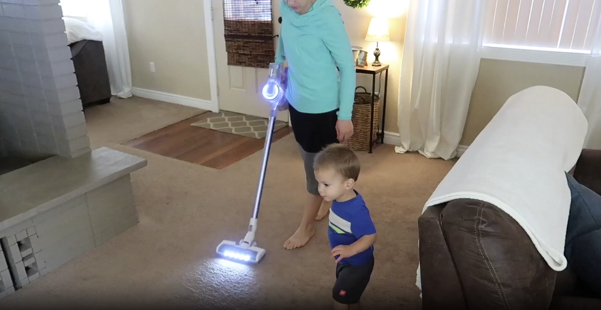 Actual messy house cleaning motivation | SAHM
