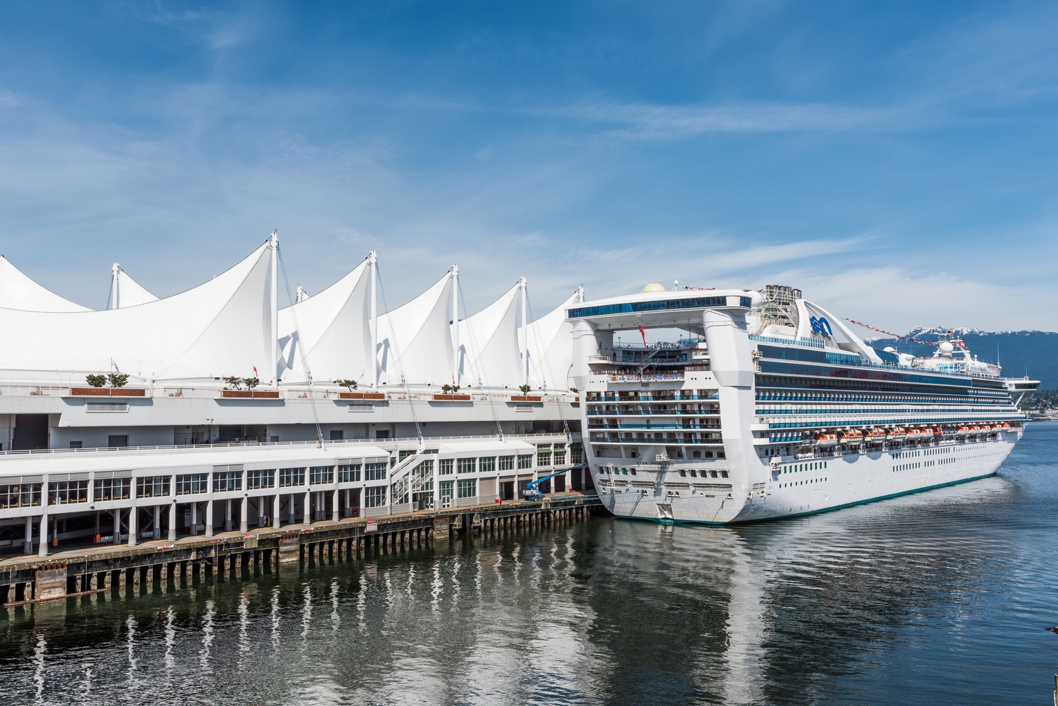 Norovirus outbreak sickens more than 150 on Caribbean cruise, CDC says<br>