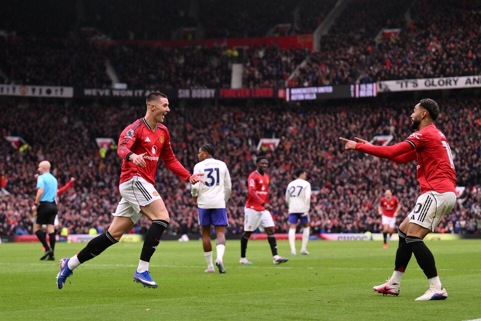 United sichert Platz 3 ab, Liverpool nur 1:1