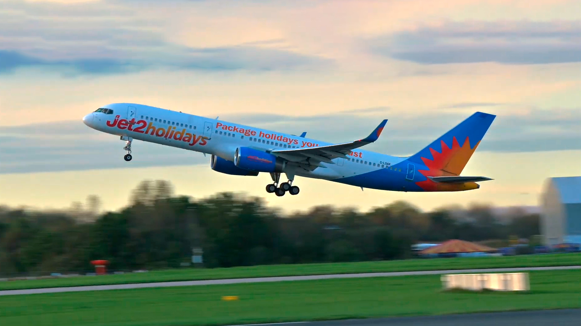 Boeing 757 rockets off the runway