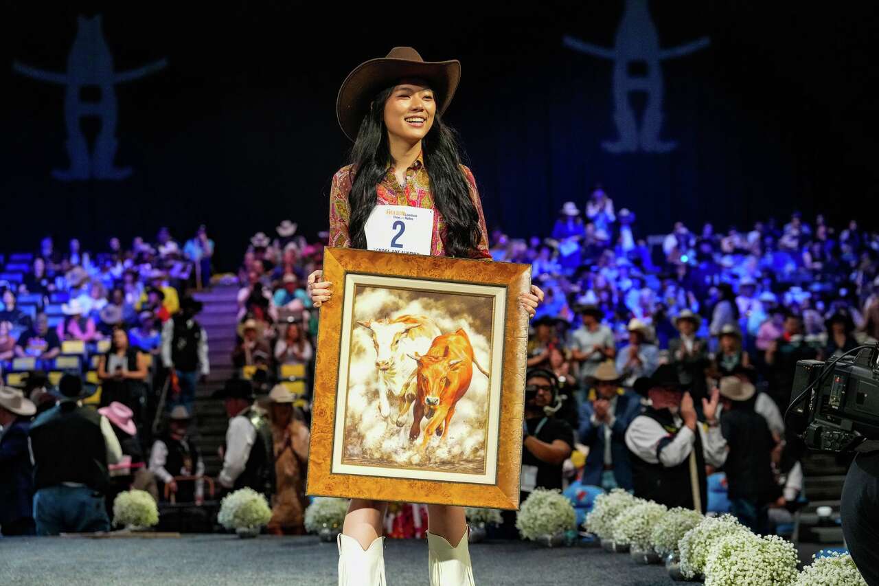 Pasadena ISD student sells grand champion artwork for record $525K at ...
