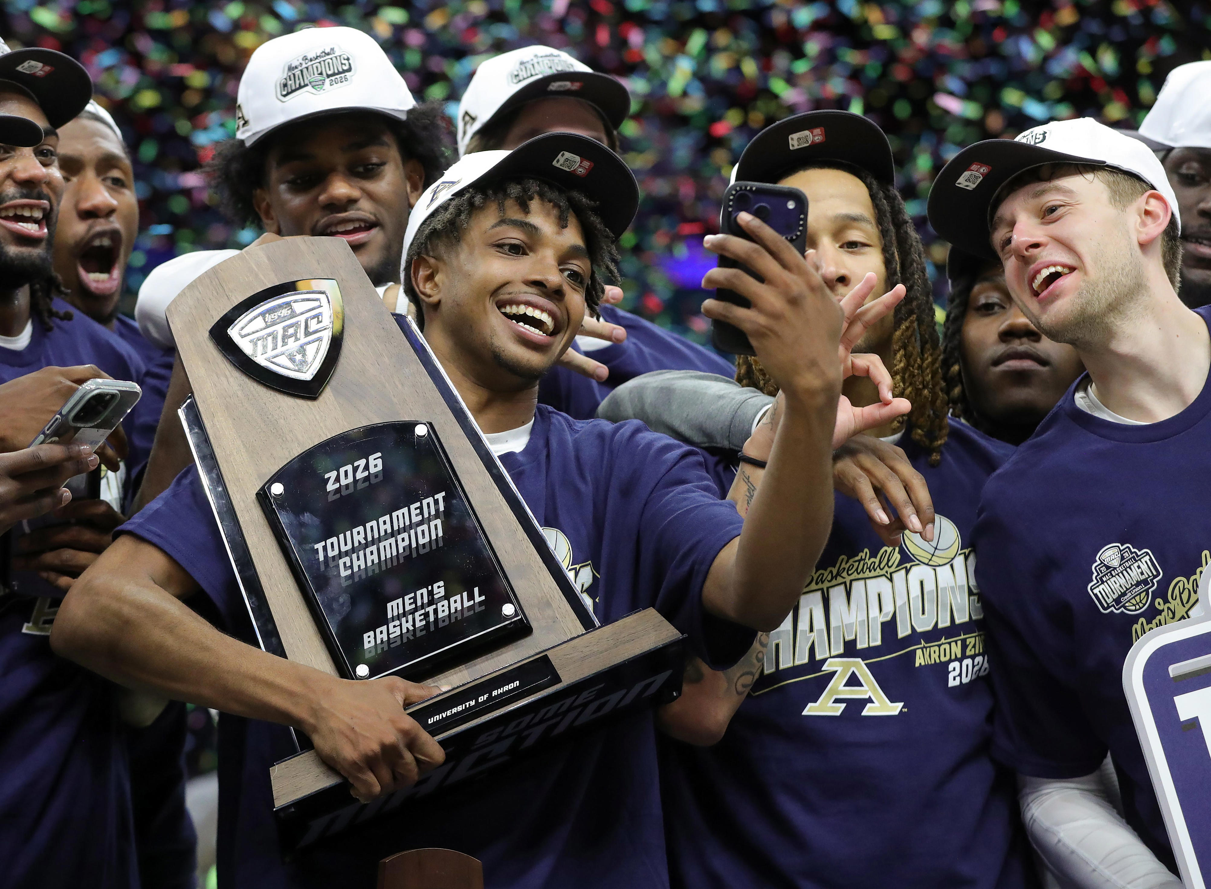 Shammah Scott's 3 lifts Akron to MAC men's basketball tournament title
