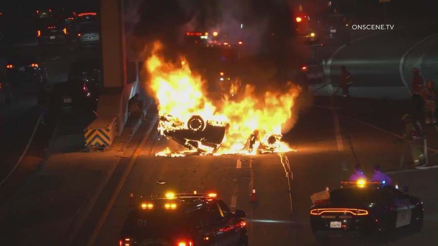 Fiery multi-car crash leaves person dead in downtown Los Angeles<br><br>