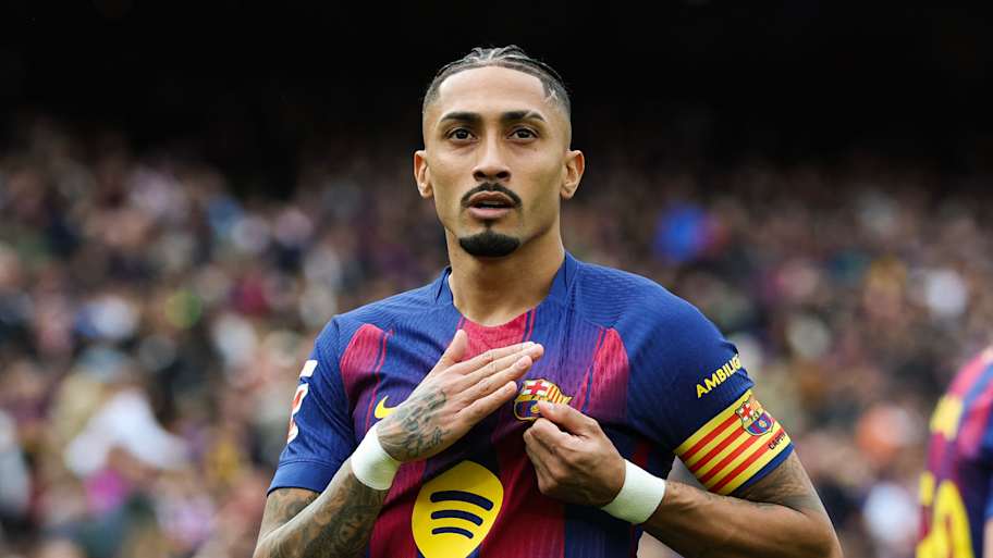 Raphinha was cold as ice on Sunday. | Lluis Gene/AFP/Getty Images