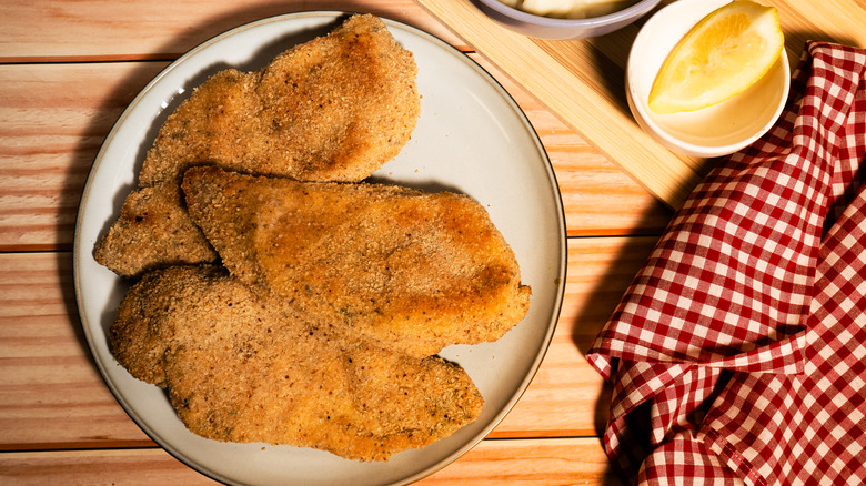 Why Costco's chicken sandwich fillets are a bit of a gamble according ...