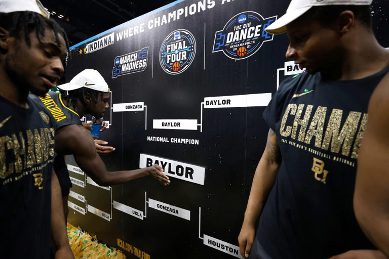 How to watch NCAA tournament selection show 2026: Live stream March ...