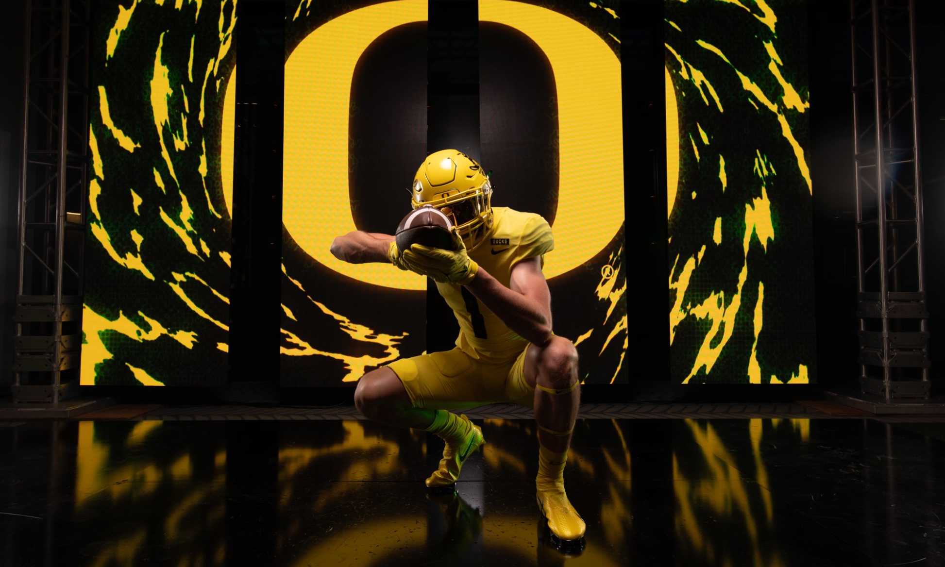 After 2-year mission, Oregon Ducks 5-star WR Gatlin Bair ready to run<br><br>