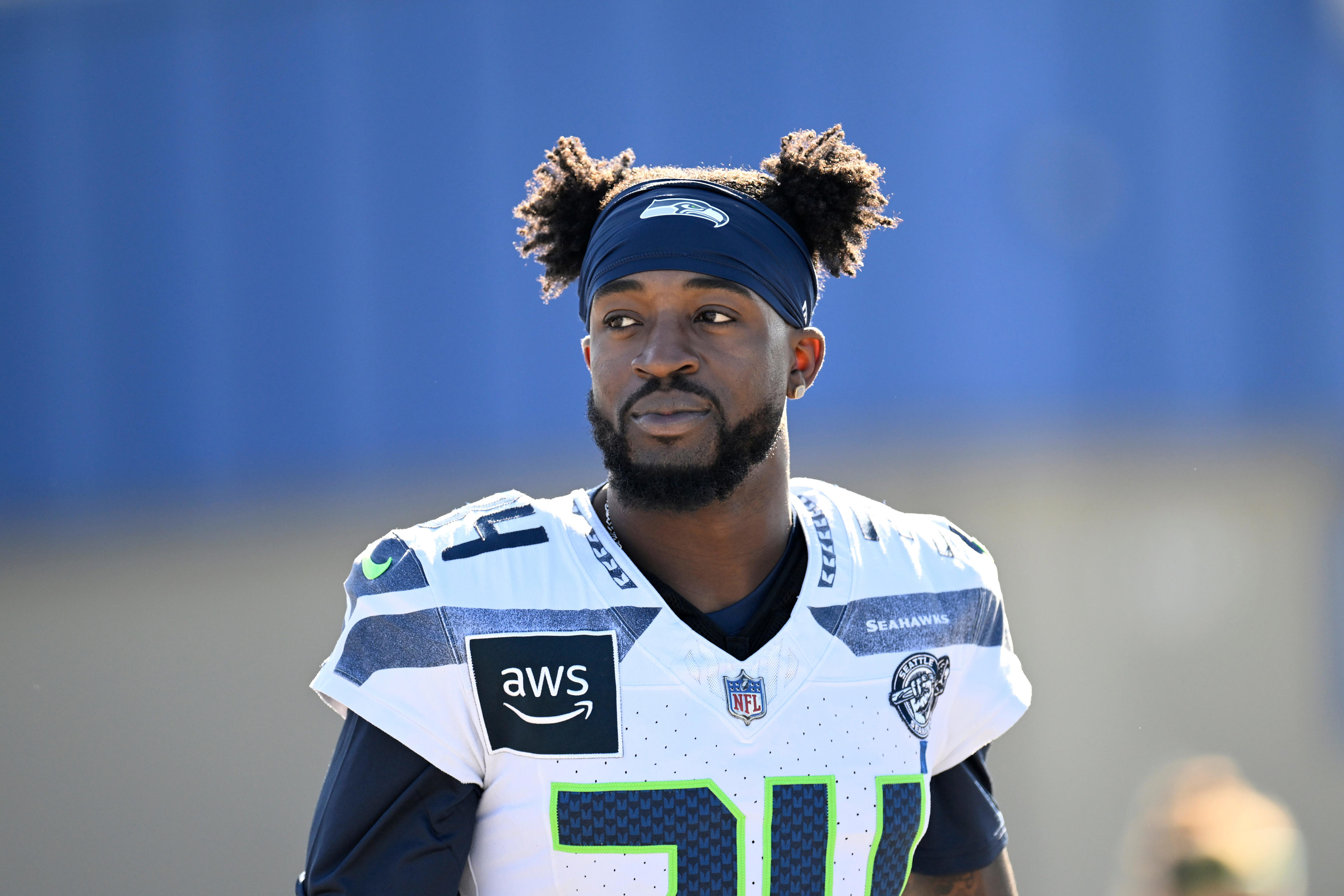 Seahawks continue retaining their own via Shemar Jean-Charles signing