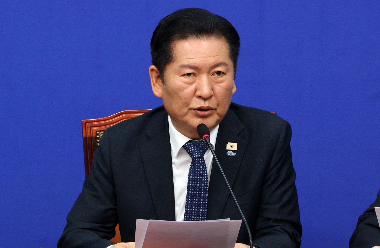 당정청 간 검찰개혁안 조율의 막전막후, 정부 호르무즈 해협 파병에 대한 신중한 입장, 미국 내 대이란 전쟁에 대한 반대 목소리