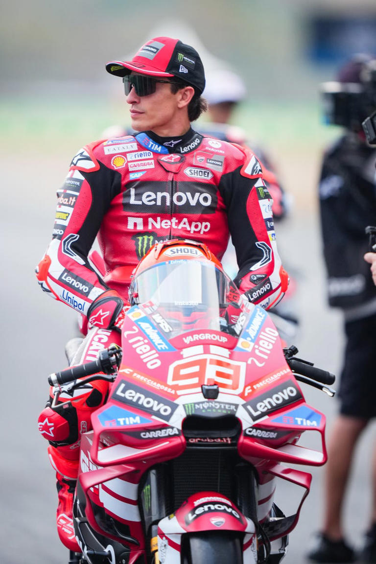 El jefazo de Ducati carga contra la FIM tras la sanción a Marc Márquez ...
