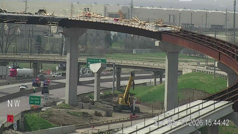 I-35E reopens after blowing construction debris forced closure in ...