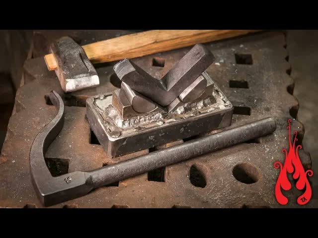 What is the best way to forge square corners?