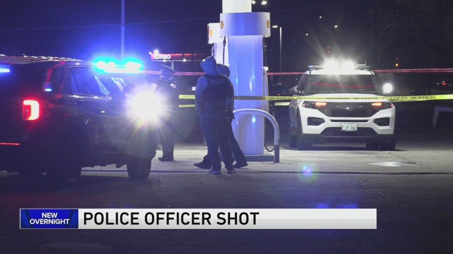 On-duty Chicago police sergeant shot in leg in Pullman neighborhood late Saturday night, police say suspect in custody<br><br>