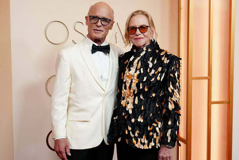 Amy Madigan, segunda vez nominada tras décadas, se lleva el Oscar por ...