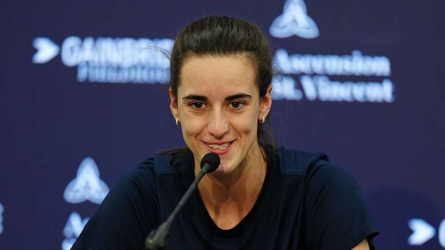 Caitlin Clark gives telling 2-word health update after Team USA win<br>