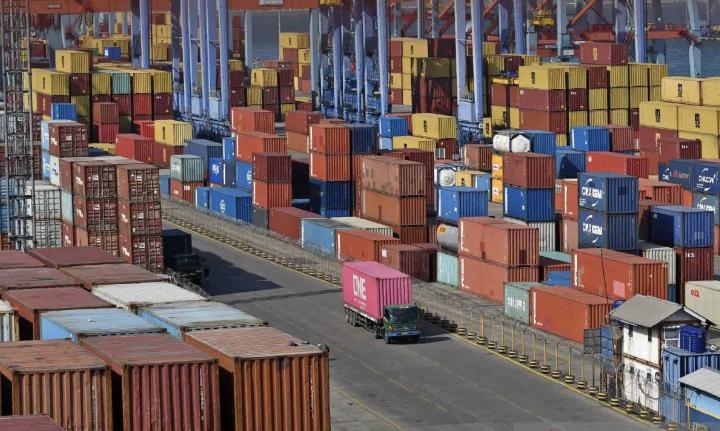 Biaya Logistik Turun Jadi 12,5 Persen PDB