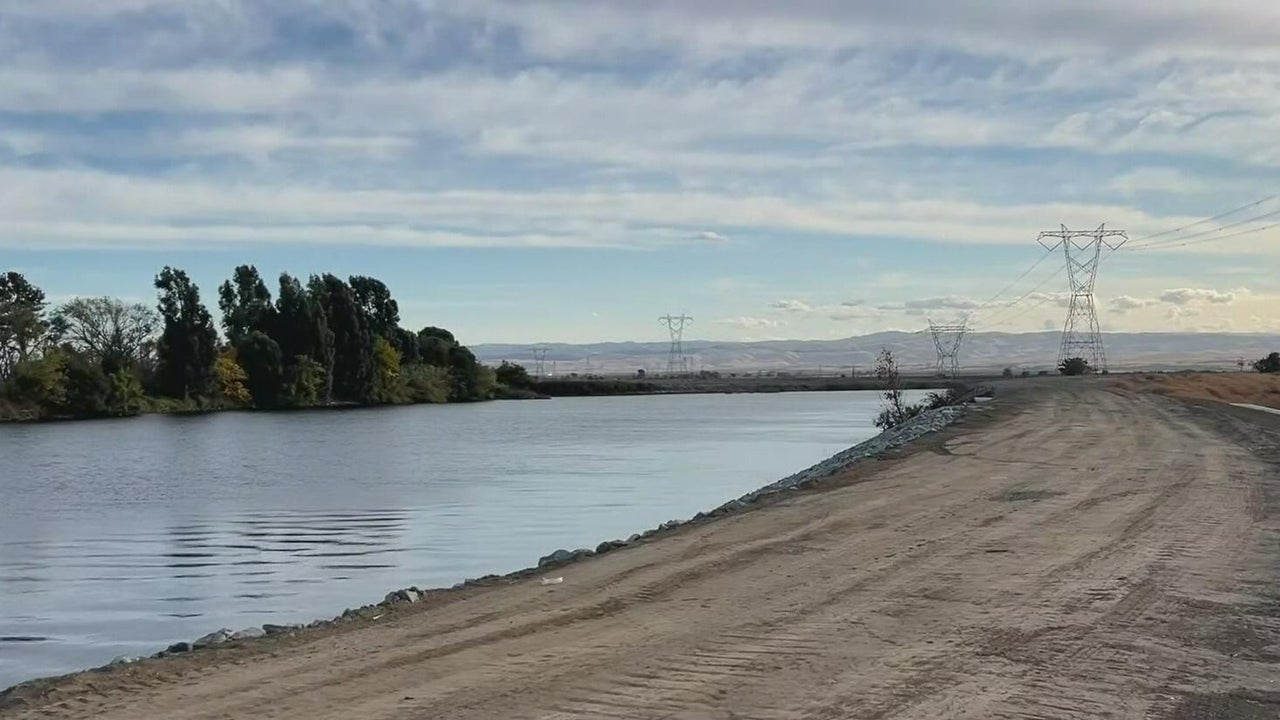 San Joaquin Area Flood Control Agency backs bill to repair delta levees<br><br>