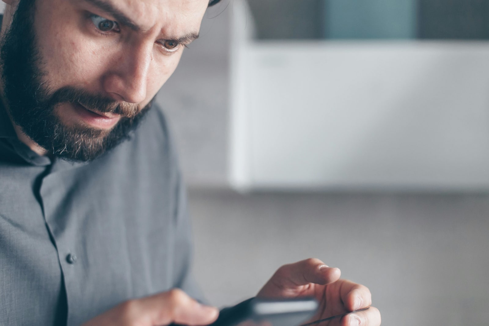 Android phone vulnerability could allow hackers to access your device ...