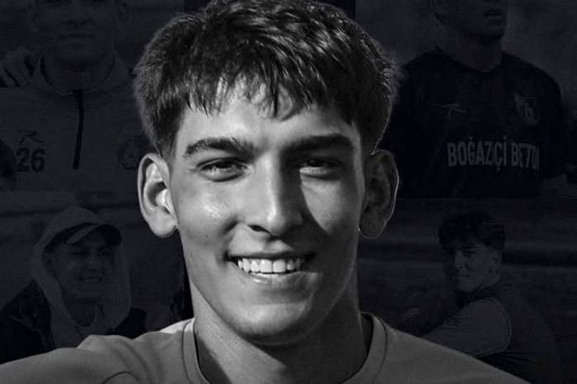 Football star, 20, dies as club issue statement on 'great pain and deep ...