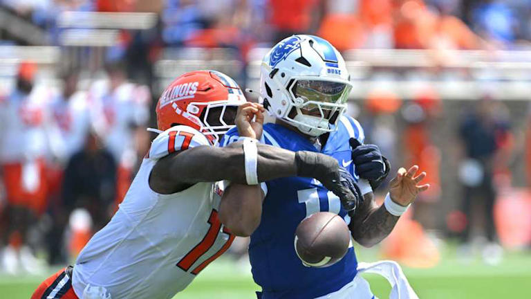 Full 7-round 2026 NFL mock draft sees Bears trade out of first round