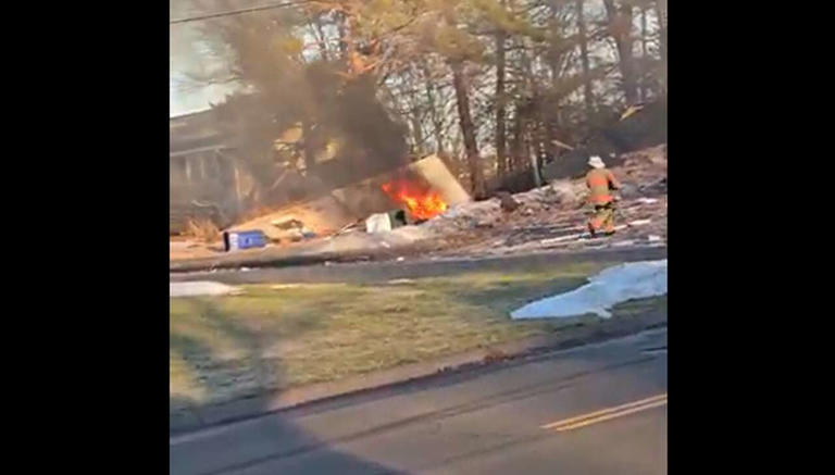 'I'm down here. Help me': Firefighters couldn't reach man in time after ...