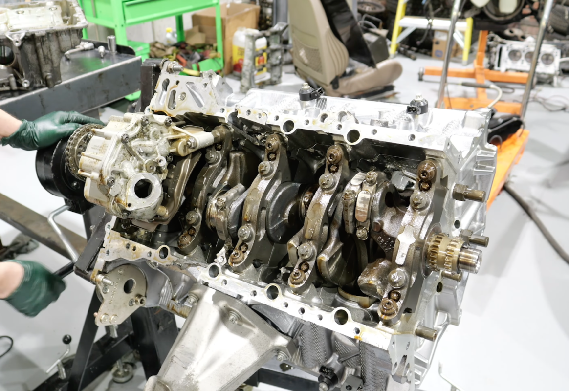 Inside one of BMW’s most infamous V8 engine failures