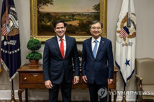 FM Cho, Rubio hold phone talks on Middle East issues<br>