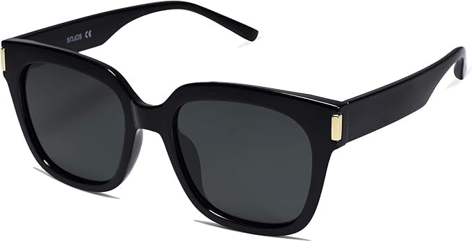 Affordable Luxury: Chic Accessories to Upgrade Your Closet Now