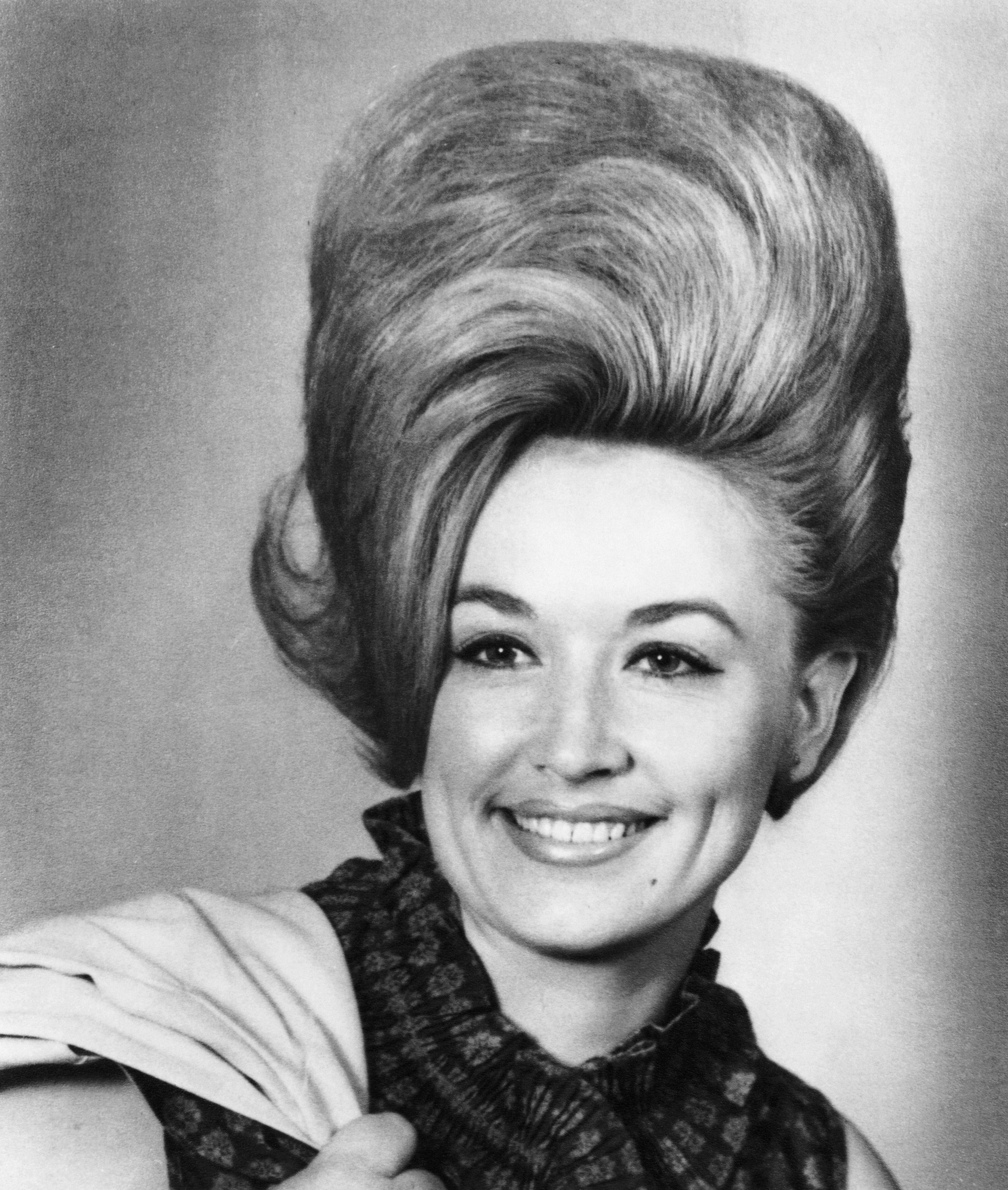 dolly-parton-petition-to-rename-nashville-airport-after-singer-gains